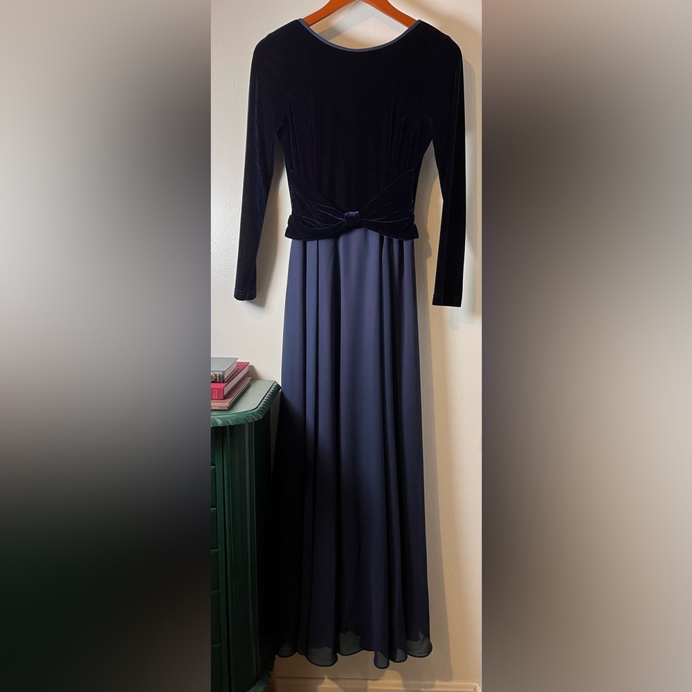 Scott McClintock Velvet & Chiffon Holiday Blue Bow Waist Long Gown‎ Dress Sz 6